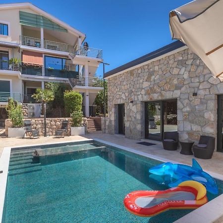 Apartman Sara Bar Bagian luar foto