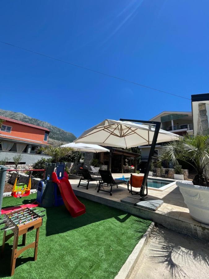 Apartman Sara Bar Bagian luar foto