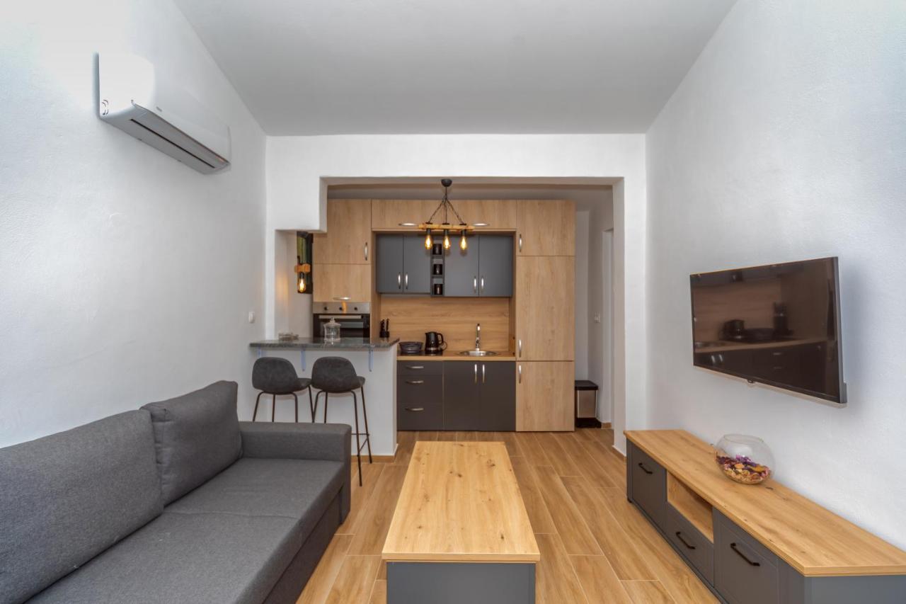 Apartman Sara Bar Bagian luar foto